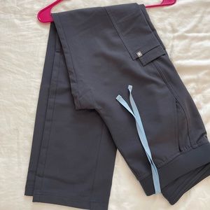 Figs. Men. Axim 2.0 Cargo Pants. Charcoal.
